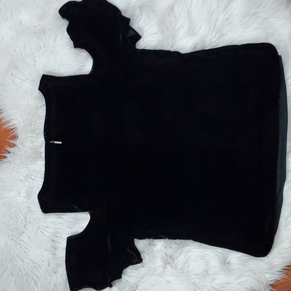 Ralph Lauren Cold Shoulder top - Picture 6 of 10